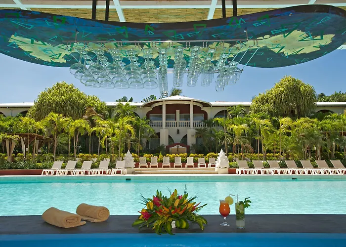 Diria Resort Tamarindo